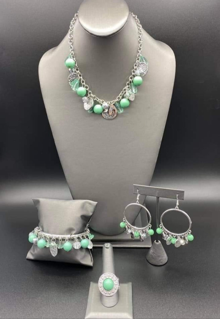 Green/Silver Pearls